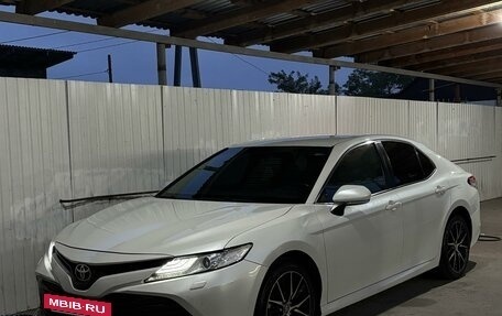 Toyota Camry, 2020 год, 2 750 000 рублей, 7 фотография