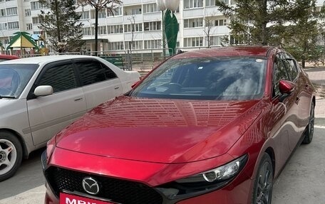 Mazda 3, 2019 год, 1 829 000 рублей, 3 фотография