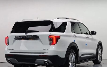 Ford Explorer VI, 2024 год, 5 000 000 рублей, 2 фотография