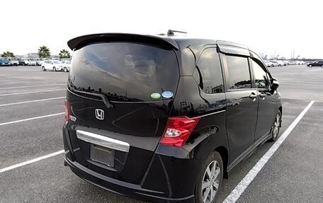 Honda Freed I, 2011 год, 1 300 000 рублей, 5 фотография