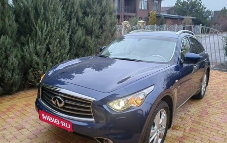 Infiniti QX70, 2014 год, 3 500 000 рублей, 2 фотография