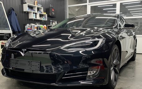 Tesla Model S I, 2017 год, 4 100 000 рублей, 2 фотография