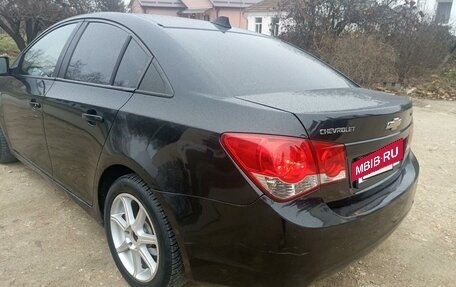 Chevrolet Cruze II, 2009 год, 620 000 рублей, 3 фотография