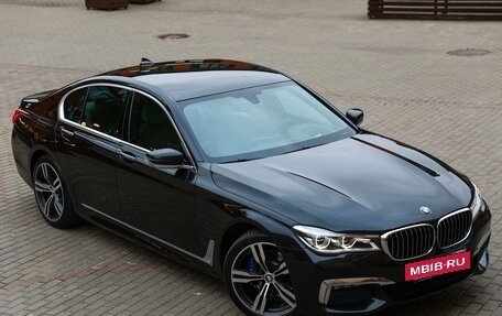 BMW 7 серия, 2017 год, 4 999 999 рублей, 3 фотография