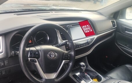 Toyota Highlander III, 2015 год, 2 999 000 рублей, 12 фотография