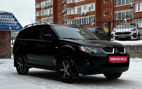 Mitsubishi Outlander III рестайлинг 3, 2008 год, 990 000 рублей, 3 фотография