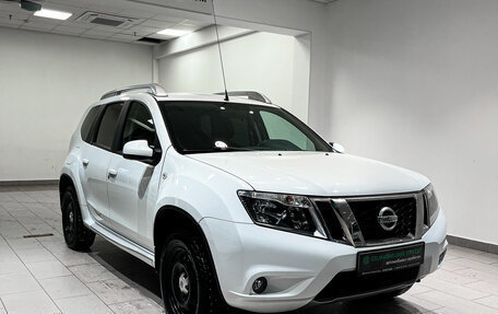 Nissan Terrano III, 2017 год, 1 570 000 рублей, 3 фотография