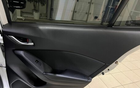 Mazda 3, 2014 год, 1 150 000 рублей, 17 фотография