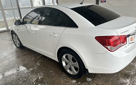 Chevrolet Cruze II, 2012 год, 915 000 рублей, 4 фотография