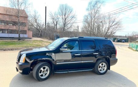 Cadillac Escalade III, 2010 год, 1 580 000 рублей, 8 фотография