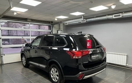 Mitsubishi Outlander III рестайлинг 3, 2017 год, 2 149 000 рублей, 5 фотография