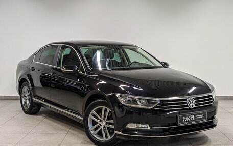 Volkswagen Passat B8 рестайлинг, 2017 год, 2 245 000 рублей, 3 фотография