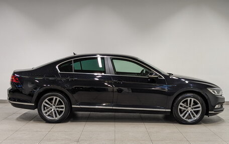 Volkswagen Passat B8 рестайлинг, 2017 год, 2 245 000 рублей, 4 фотография