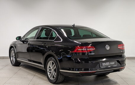 Volkswagen Passat B8 рестайлинг, 2017 год, 2 245 000 рублей, 7 фотография