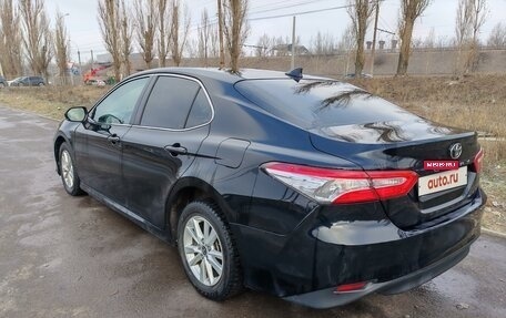 Toyota Camry, 2020 год, 2 650 000 рублей, 9 фотография