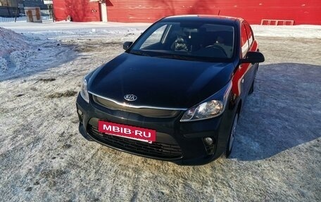 KIA Rio IV, 2019 год, 1 550 000 рублей, 2 фотография