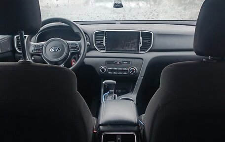 KIA Sportage IV рестайлинг, 2017 год, 2 010 000 рублей, 6 фотография