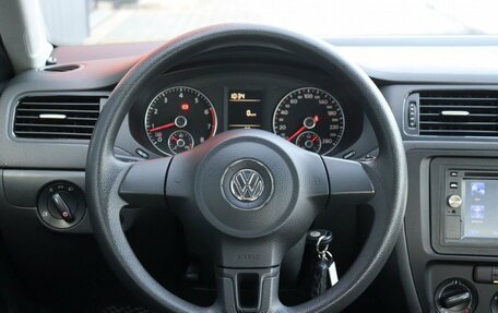 Volkswagen Jetta VI, 2013 год, 1 299 000 рублей, 7 фотография