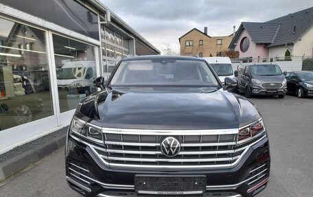 Volkswagen Touareg III, 2023 год, 7 630 000 рублей, 1 фотография