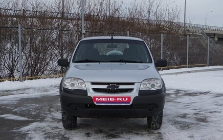 Chevrolet Niva I рестайлинг, 2011 год, 450 000 рублей, 3 фотография