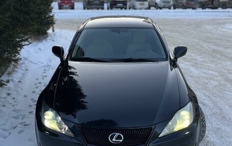 Lexus IS II рестайлинг 2, 2006 год, 1 750 000 рублей, 8 фотография