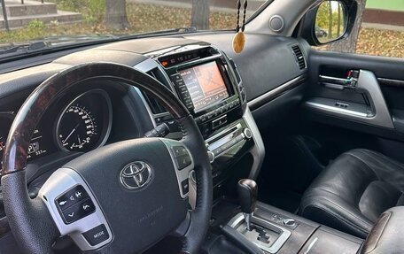 Toyota Land Cruiser 200, 2012 год, 3 880 000 рублей, 9 фотография