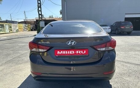 Hyundai Elantra V, 2015 год, 1 200 000 рублей, 14 фотография