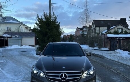 Mercedes-Benz E-Класс, 2015 год, 2 200 000 рублей, 2 фотография