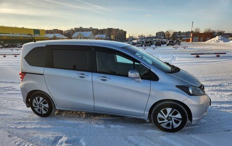 Honda Freed I, 2010 год, 1 220 000 рублей, 2 фотография