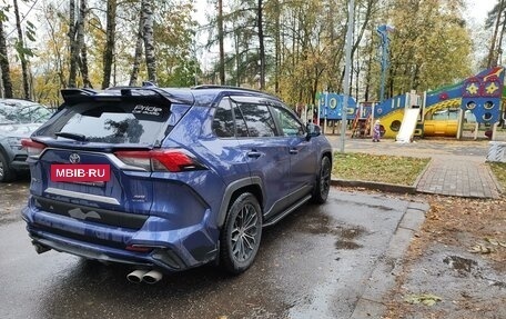 Toyota RAV4, 2021 год, 4 550 000 рублей, 6 фотография