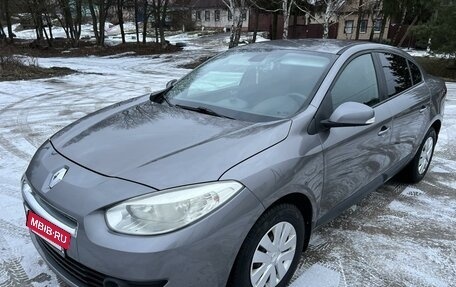 Renault Fluence I, 2011 год, 940 000 рублей, 2 фотография