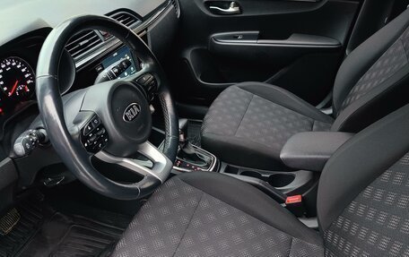 KIA Rio IV, 2018 год, 1 700 000 рублей, 12 фотография