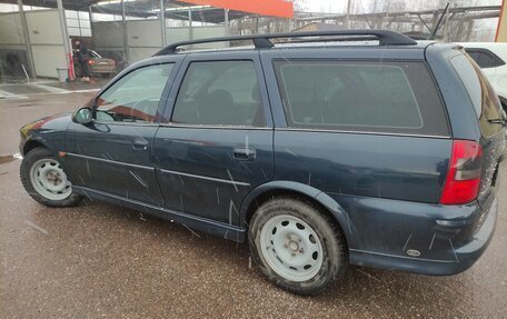 Opel Vectra B рестайлинг, 2001 год, 290 000 рублей, 1 фотография