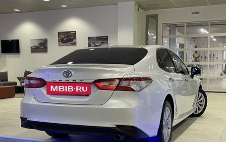 Toyota Camry, 2019 год, 2 690 000 рублей, 2 фотография