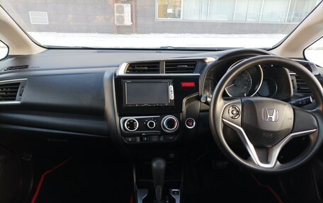 Honda Fit III, 2013 год, 1 150 000 рублей, 23 фотография