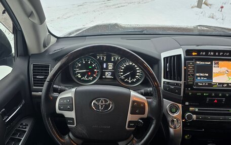 Toyota Land Cruiser 200, 2013 год, 4 900 000 рублей, 6 фотография