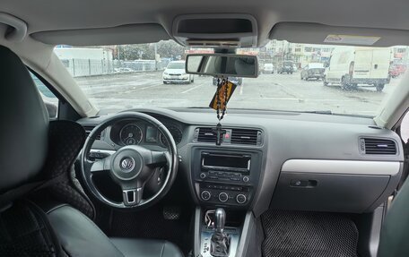 Volkswagen Jetta VI, 2012 год, 1 300 000 рублей, 9 фотография