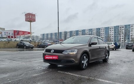 Volkswagen Jetta VI, 2012 год, 1 300 000 рублей, 2 фотография