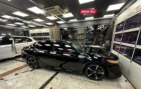 Toyota Camry, 2020 год, 3 650 000 рублей, 9 фотография