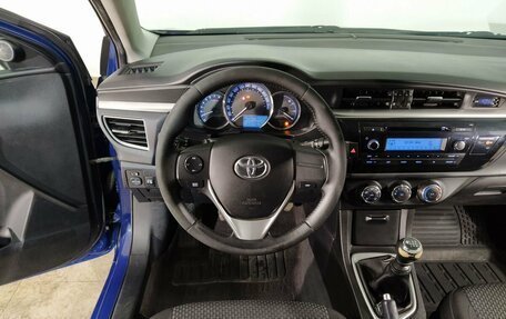 Toyota Corolla, 2013 год, 1 059 000 рублей, 11 фотография