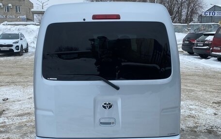 Toyota Pixis Van I, 2015 год, 775 000 рублей, 9 фотография