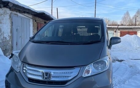 Honda Freed I, 2012 год, 1 300 000 рублей, 1 фотография