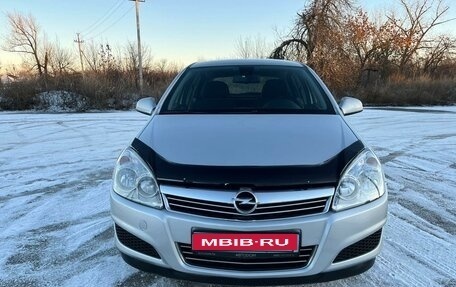 Opel Astra H, 2011 год, 830 000 рублей, 1 фотография