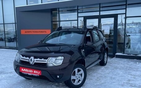 Renault Duster I рестайлинг, 2017 год, 1 040 000 рублей, 3 фотография