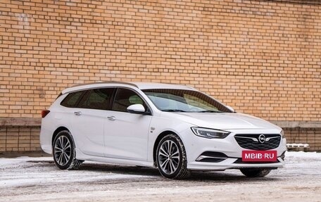 Opel Insignia II рестайлинг, 2018 год, 2 100 000 рублей, 2 фотография