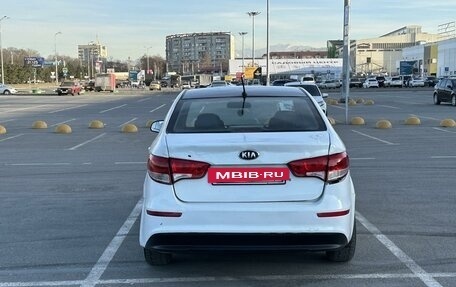 KIA Rio III рестайлинг, 2015 год, 550 000 рублей, 4 фотография