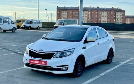 KIA Rio III рестайлинг, 2015 год, 550 000 рублей, 2 фотография