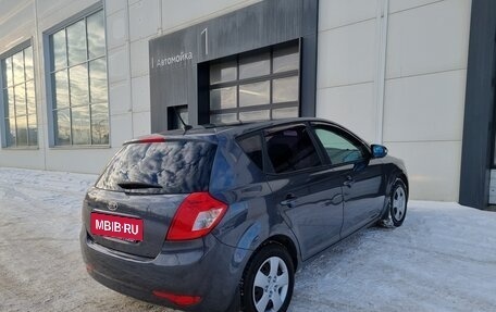 KIA cee'd I рестайлинг, 2010 год, 635 000 рублей, 12 фотография