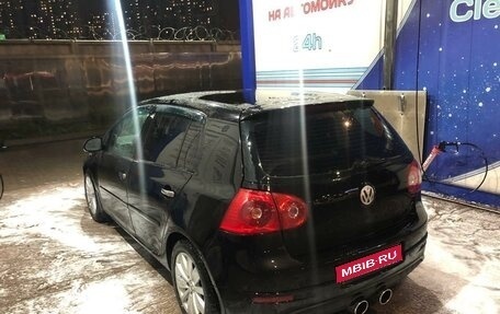 Volkswagen Golf V, 2004 год, 670 000 рублей, 1 фотография