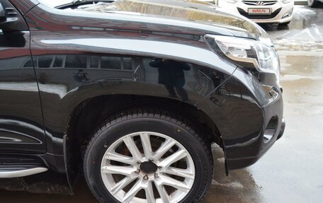 Toyota Land Cruiser Prado 150 рестайлинг 2, 2015 год, 4 500 000 рублей, 4 фотография